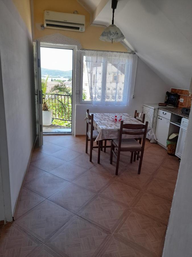 Eleni Apartment Tivat Ngoại thất bức ảnh